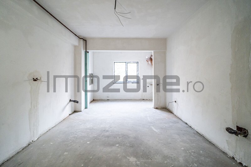 Pacii Ap 2 cam. 46 mp, etaj 1 din 4,  metrou Pacii 10 min, str Margelelor, comision 0%